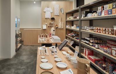 唐津、佐賀、九州の魅力の詰まったKARAEのコンセプトショップ