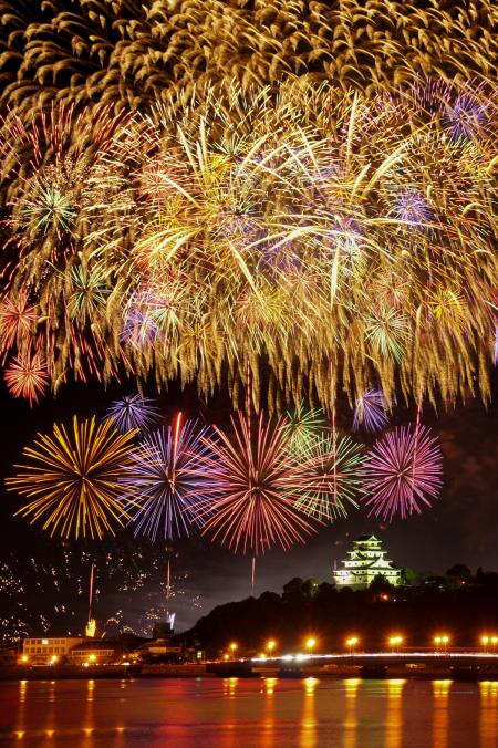 優秀賞(祭り・イベント・伝統文化)「唐津城の夏」鐘ヶ江 春雄 様